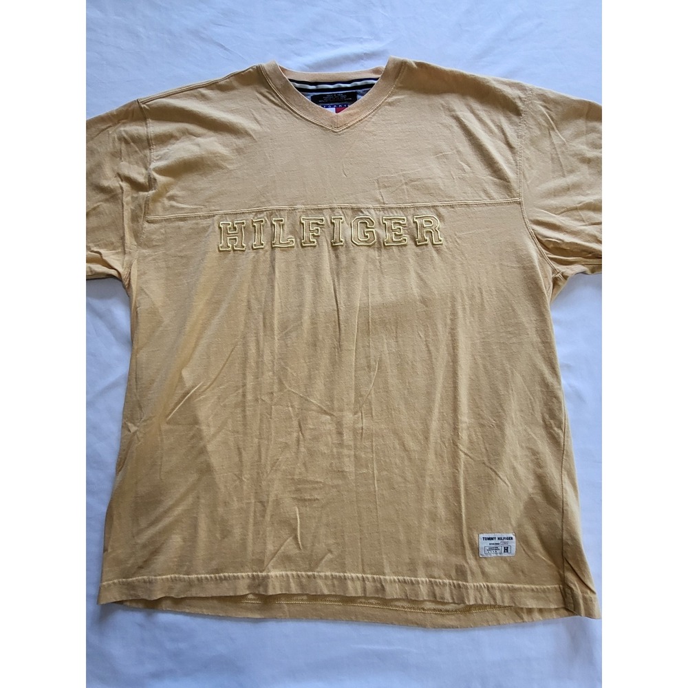 Tommy Hilfiger Mens V-Neck T-Shirt XL Mustard Yellow Embroidered Logo Vintage